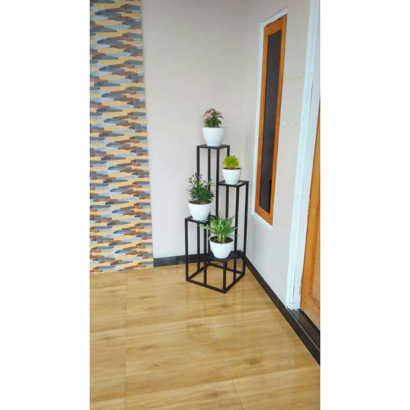 Jual Rak bunga 4 susun Hollo alas plat strip tinggi 80cm | Shopee Indonesia