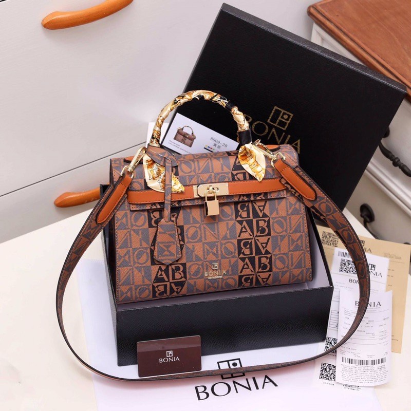 99% NEW BONIA BAG, Women's Fashion, Bags & Wallets, Shoulder Bags on  Carousell