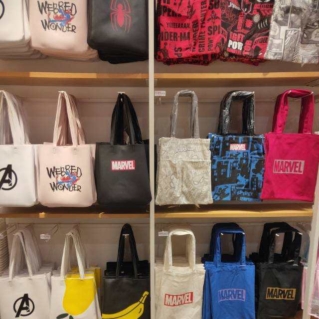 Jual Totebag Marvel Miniso Totebag Marvel X Miniso tas tote Miniso X Marvel Shopee Indonesia