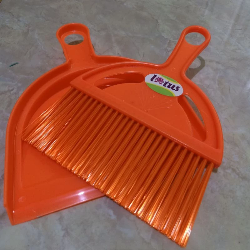 Sapu + serokan mini / sapu mobil