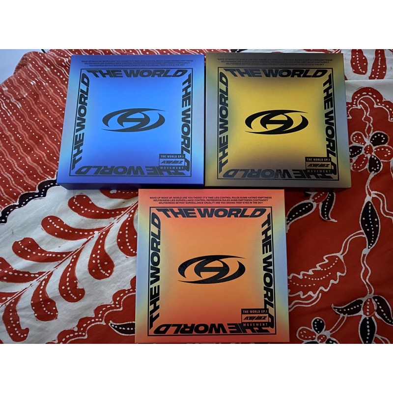 Ateez - The World EP.1 : MOVEMENT [Random ver.] ONE RANDOM Album+FIRST PRESS Limited Benefits+BolsVos K-POP eBook (21p), Photocards
