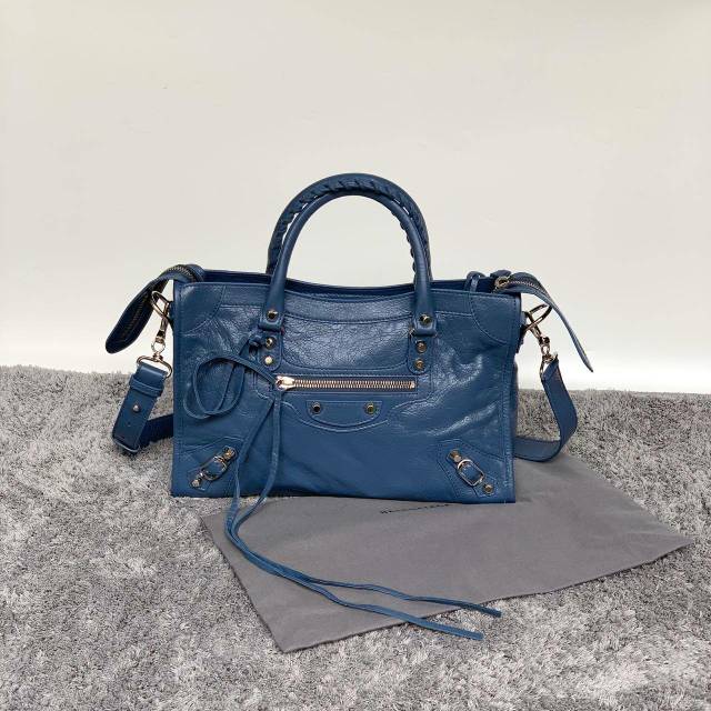 classic city balenciaga