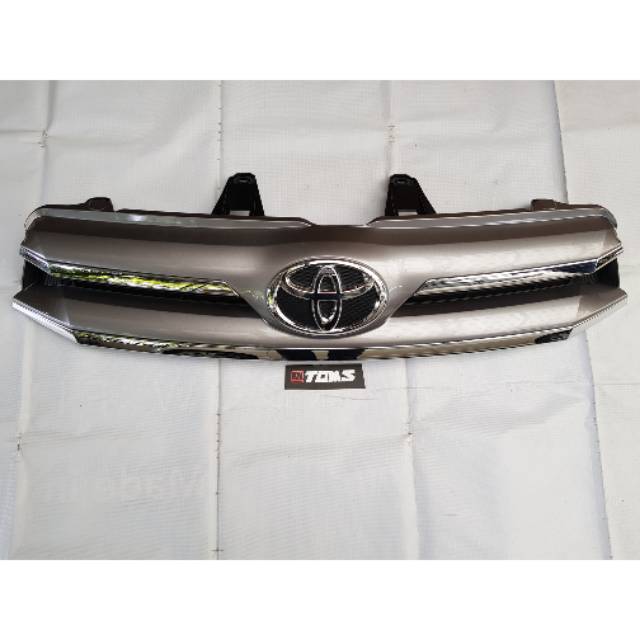 Jual Grill Depan Innova Reborn V Q Front Grille Gril Inova Original Shopee Indonesia