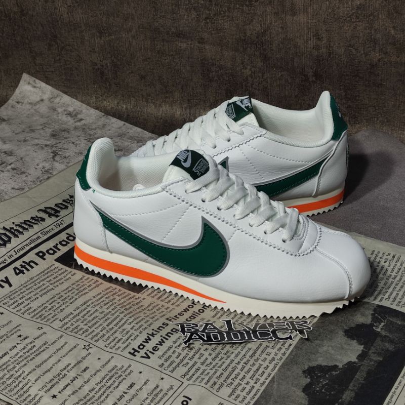 Nike deals cortez reflective