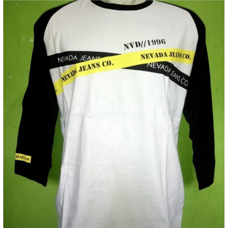 Nevada Boxy Raglan Print Hello Kitty Kaos Wanita