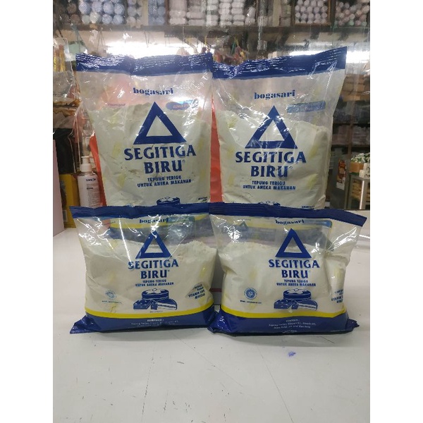 Jual Tepung Terigu Segitiga Biru Kemasan 1 Kg 500 Gr Bogasari