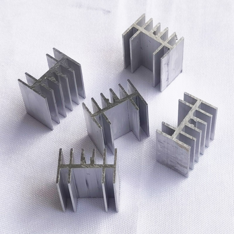 Jual PENDINGIN TRANSISTOR CASING TO-220 HS D313 HEATSINK D313 HEATSINK ...