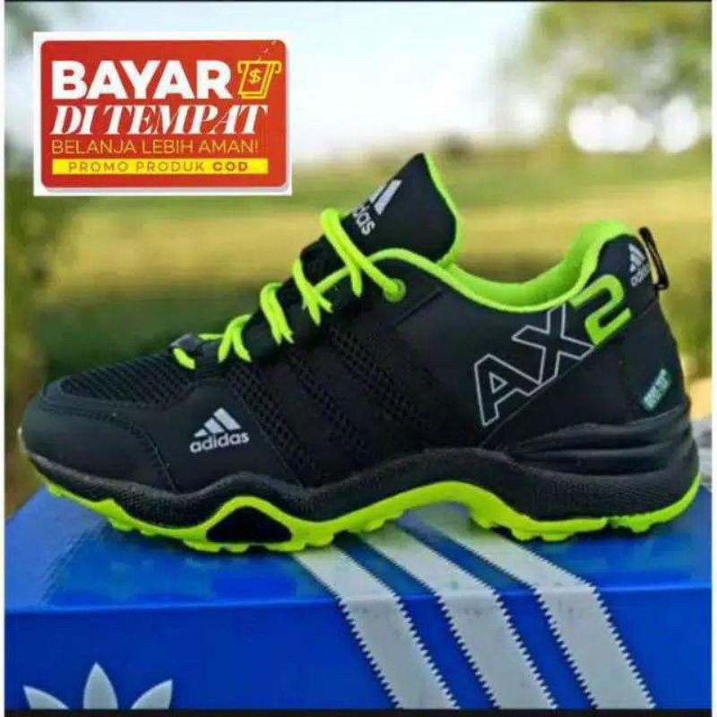 Foto sepatu adidas ax2 store
