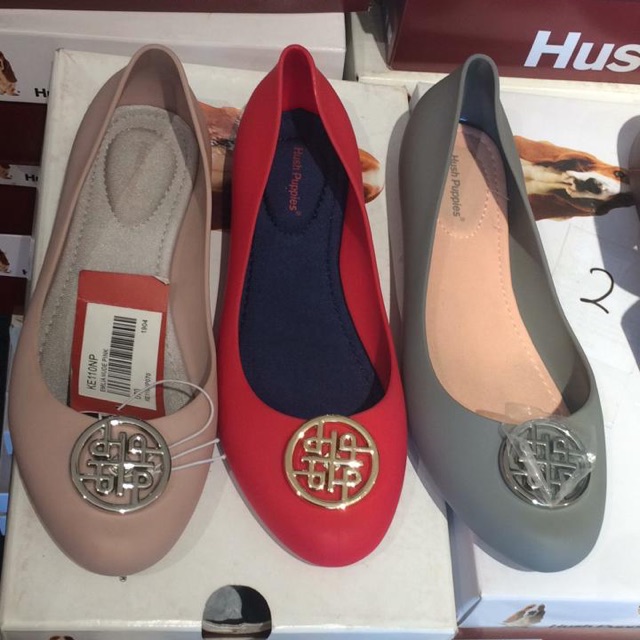 Jelly shoes outlet hush puppies