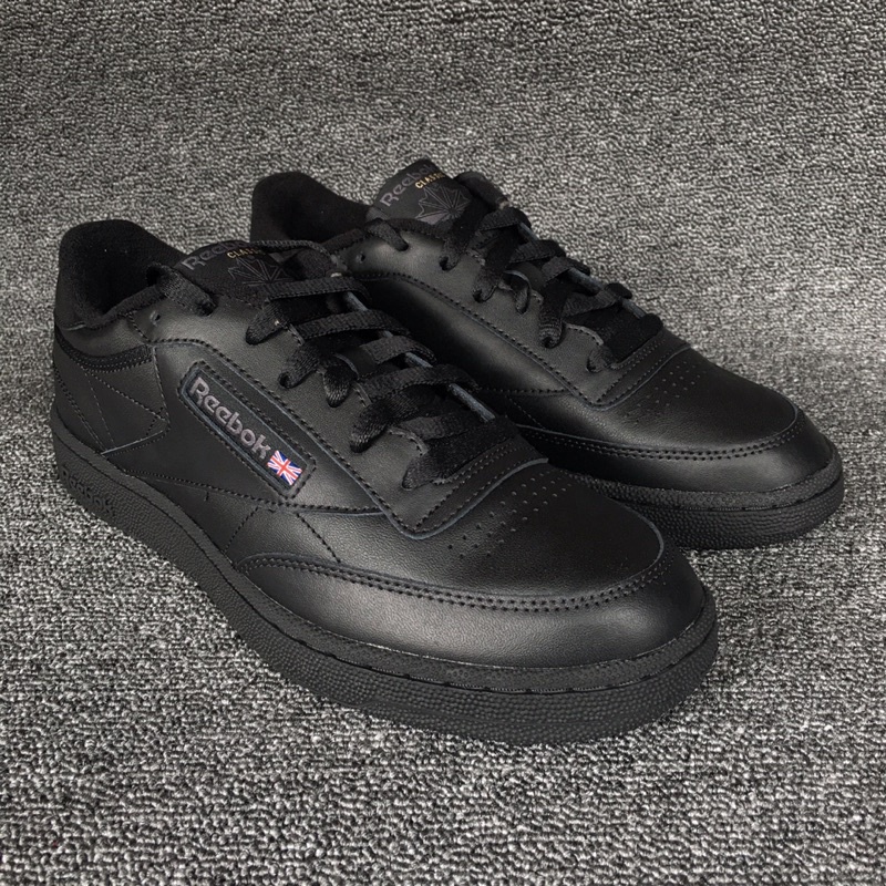 Reebok club c hot sale all black