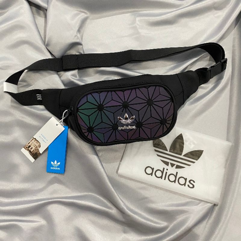 Harga waist bag cheap adidas issey miyake original