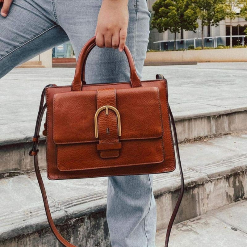 Jual F O S S I L wiley satchel brown Shopee Indonesia
