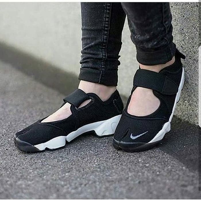 Jual Nike Air Rift Black White Premium Original sepatu ninja sneakers Shopee Indonesia