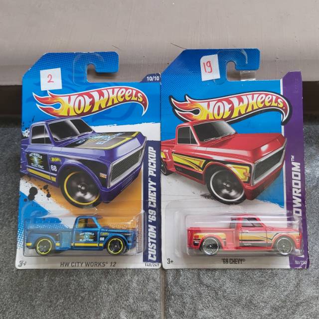 Jual Hotwheels PAKET Custom Chevy Pickup | Shopee Indonesia