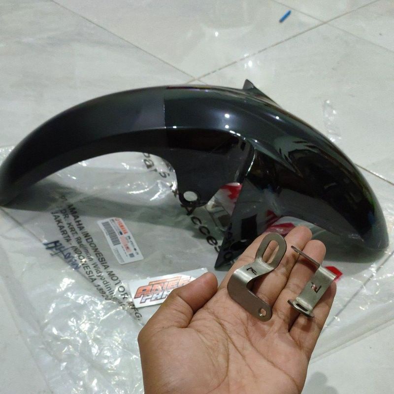 Jual slebor depan R15 hitam original Yamaha selebor spakbor Yamaha R15 ...