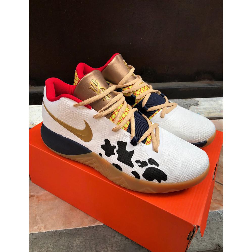 Nike kyrie flytrap toy story hotsell