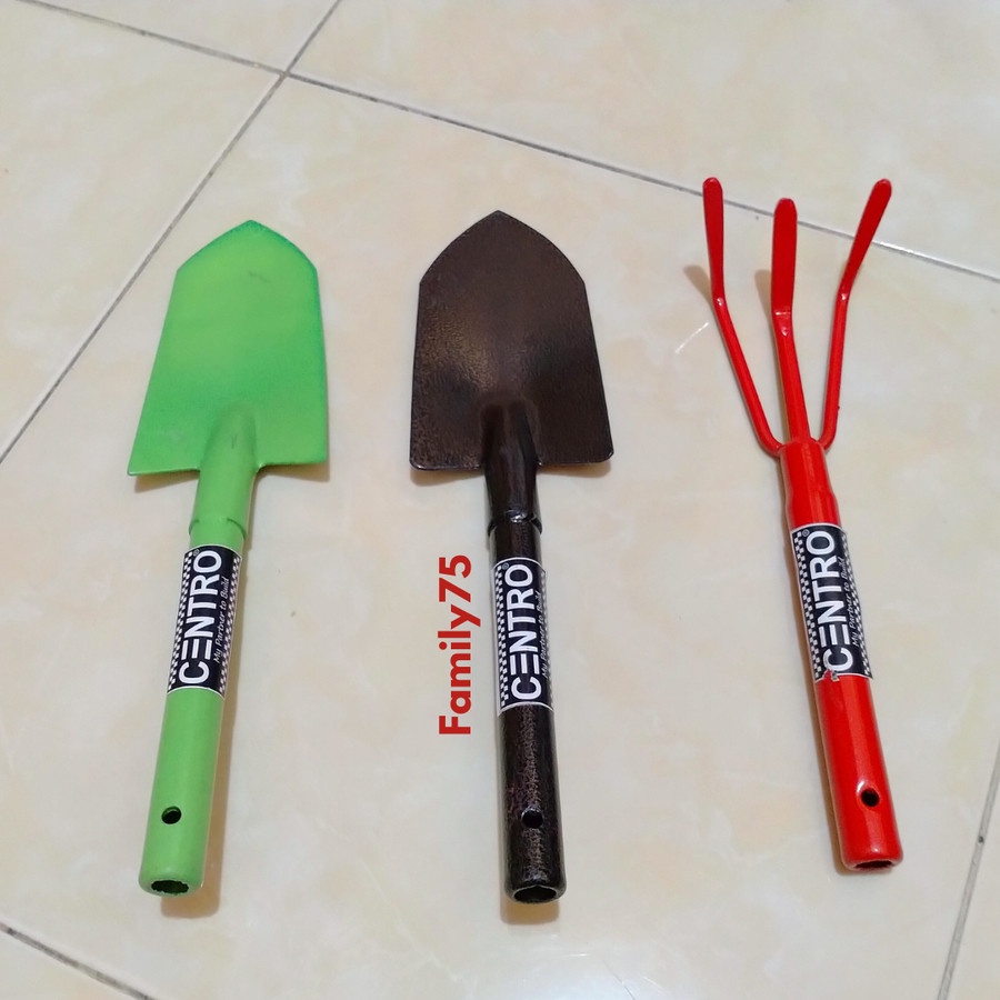 Jual Alat Berkebun Set Sekop Garpu Garu Taman Tanaman Garden Tools Set Pcs Full Besi Shopee