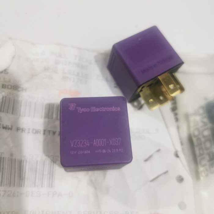 Jual Relay Tyco Electronics V23234-A0001-X037 12V | Shopee Indonesia