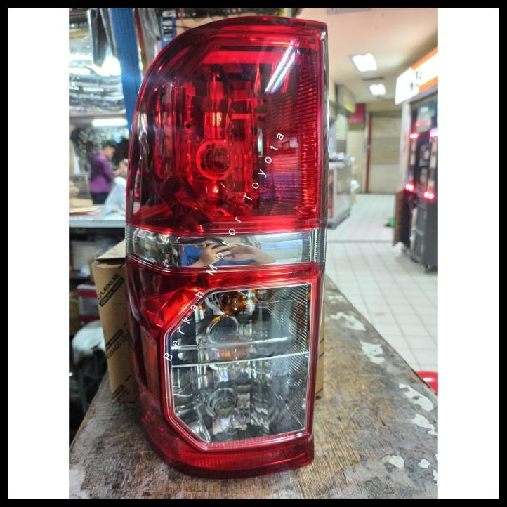 Jual Lampu Belakang Stop Lamp Hilux Original Shopee Indonesia