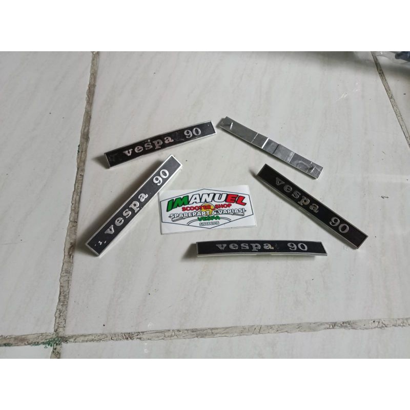 Jual Emblem Vespa PTS Logo Vespa 90 Tulisan Vespa PTS SMALLFRAME