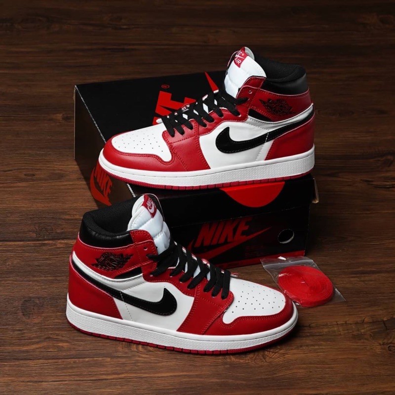 Nike air jordan retro hot sale 1 high og chicago