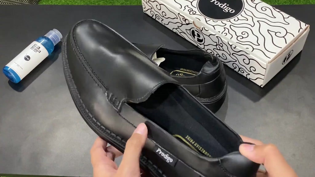 Jual Prodigo * Sepatu pria Biak hitam | sepatu formal | Sepatu Low ...