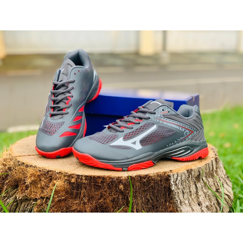 Jual Sepatu Voli Mizuno Wave Lightning Z5 Low Sepatu Volly Mizuno Wave Lightning Z5 Low Sepatu Volley Mizuno Wave Lightning Z5 LOW Sepatu Volly Mizuno WLZ 5 Sepatu