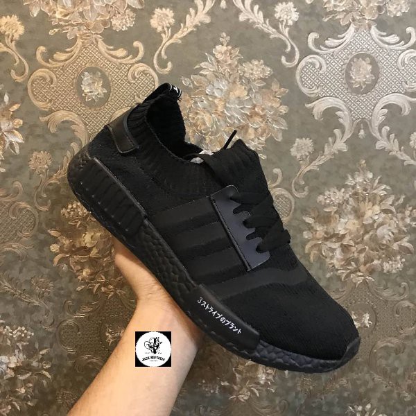 adidas gazelle silver green womens Adidas NMD R1 Triple Black (FV9015)  Prime