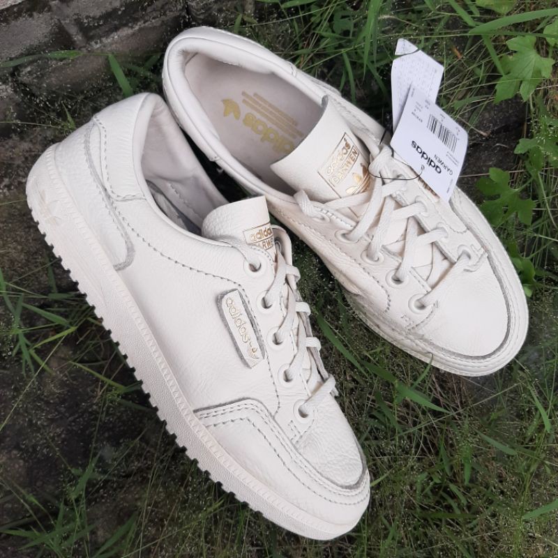 Adidas cheap garwen white