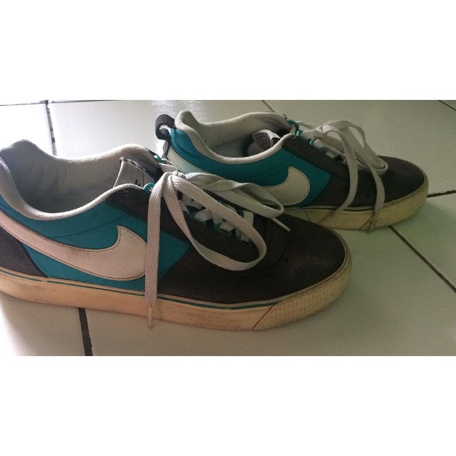 Nike hachi low