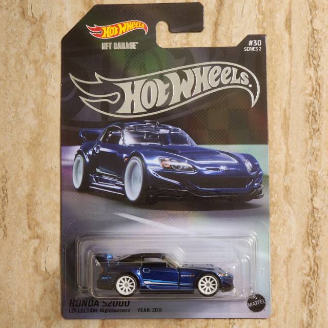 Hot Wheels ELITE 64 LBWK LAMBORGHINI AVENTADOR LP 700-4