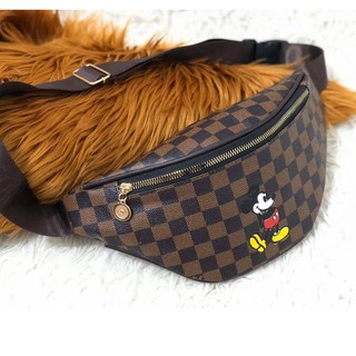 Louis Vuitton bum bag / sac ceinture ecru shearling clutch bag – Luxify  Marketplace