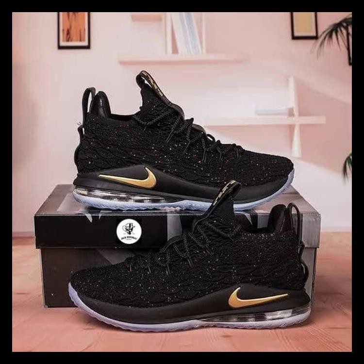 Lebron 15 low black gold store
