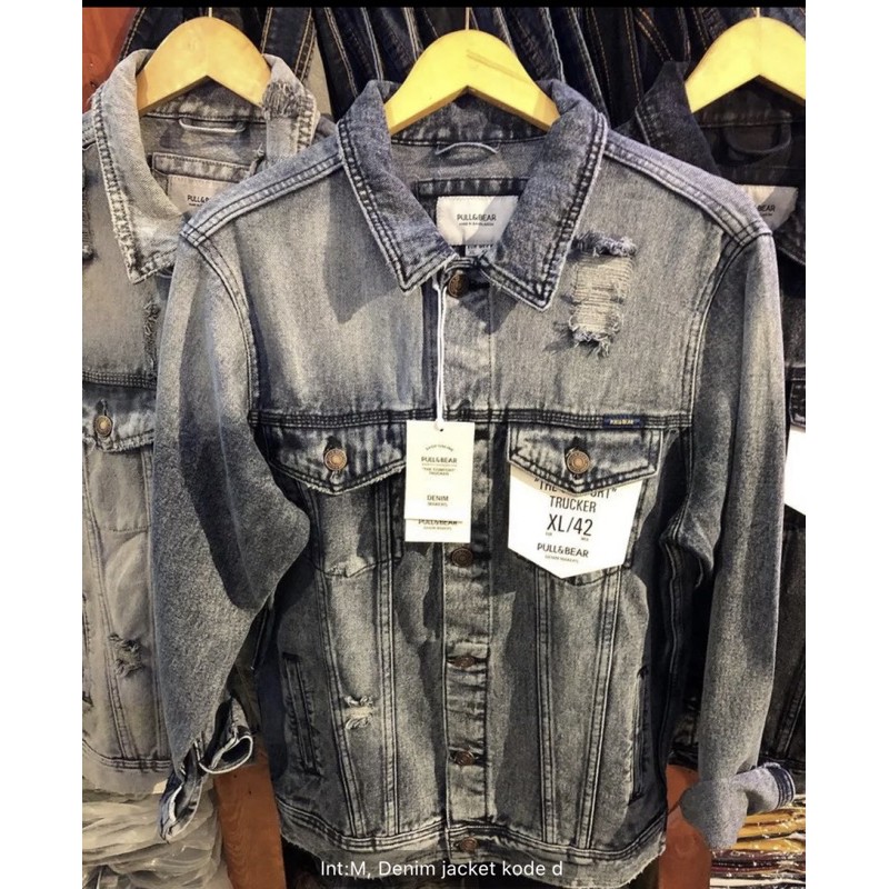 Jaket levis outlet pull and bear