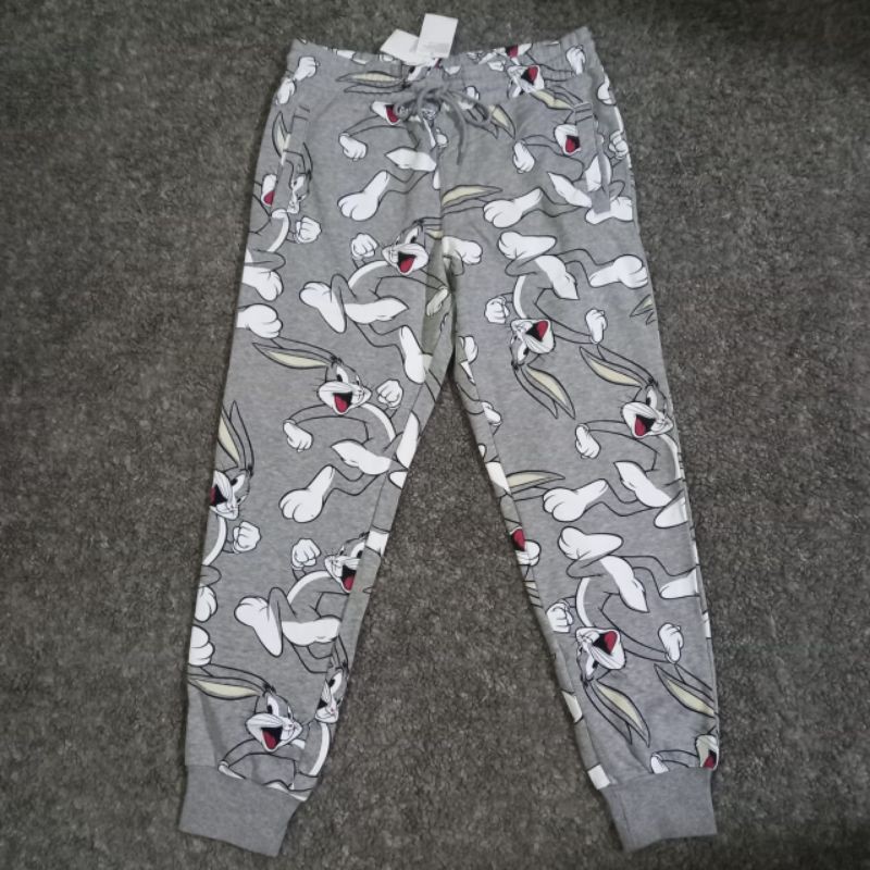 Bugs bunny hotsell joggers h&m