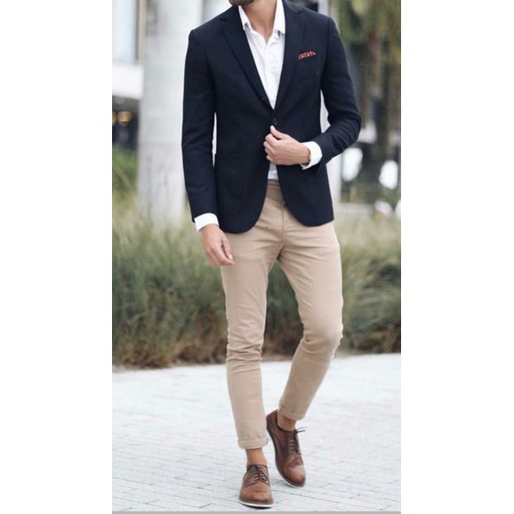 Outfit pantalon discount beige hombre formal