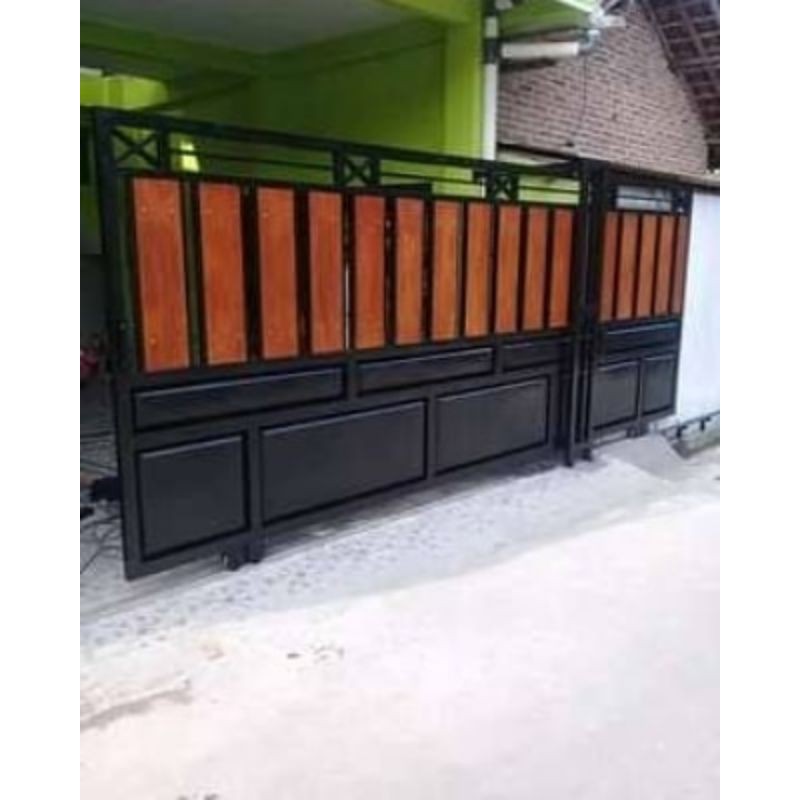 Jual pagar rumah minimalis / pagar kayu kombinasi besi / pagar