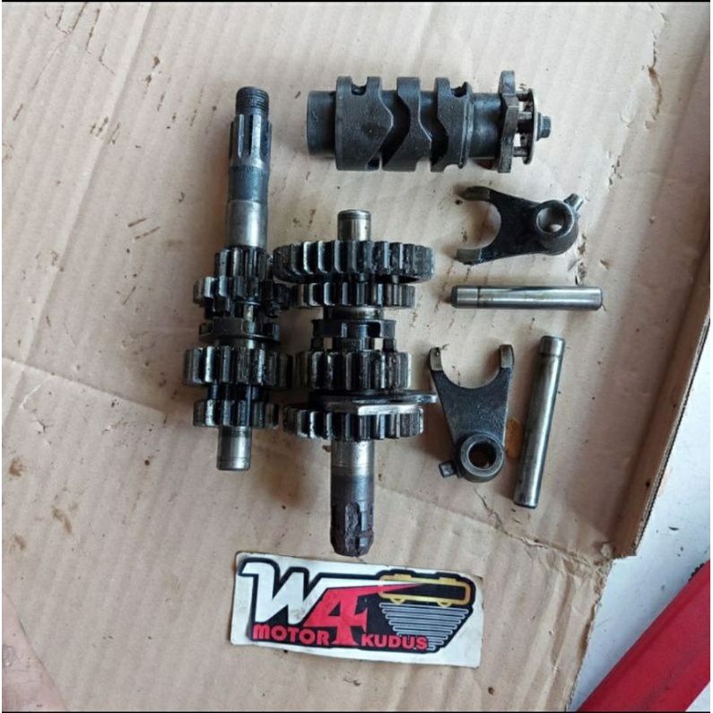Jual RASIO GEARBOX GIGI TRANSMISI SHOGUN 125 SUZUKI SHOGUN 125 ORIGINAL