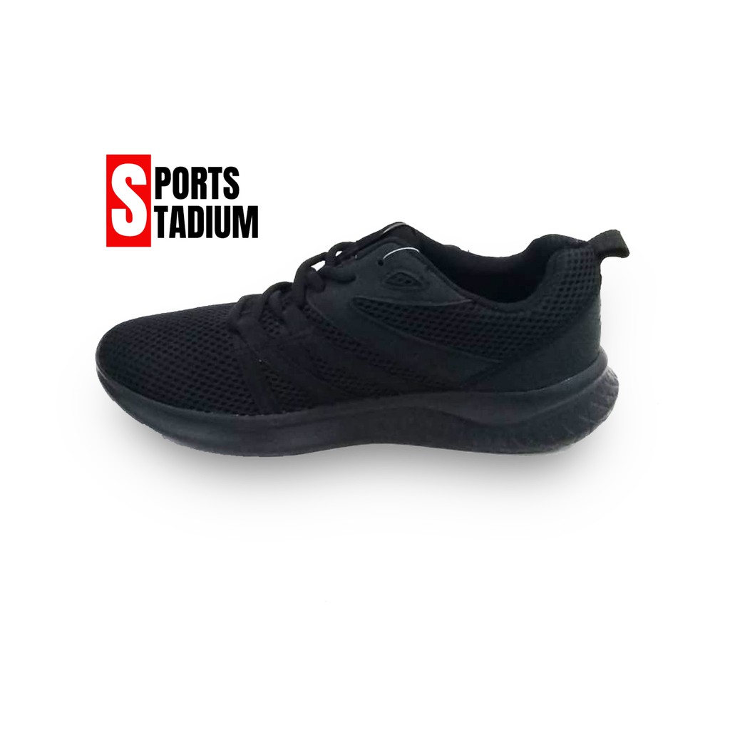 Sepatu clearance running black