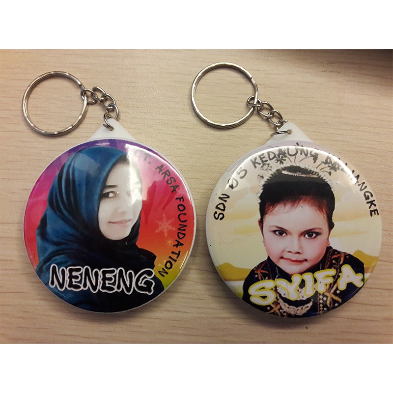 Jual pin foto custom | Shopee Indonesia