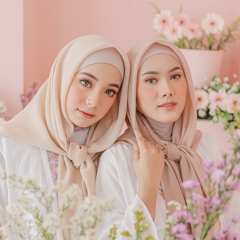 Jual IL - JILBAB BELLA SQUARE SEGI EMPAT / HIJAB BELLA SQUARE TERBARU ...