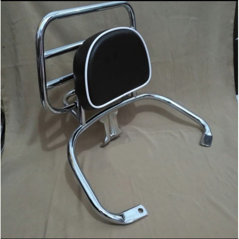 Jual backrack vespa GTS 150 dan GTS 300 / Aksesoris vespa GTS Shopee