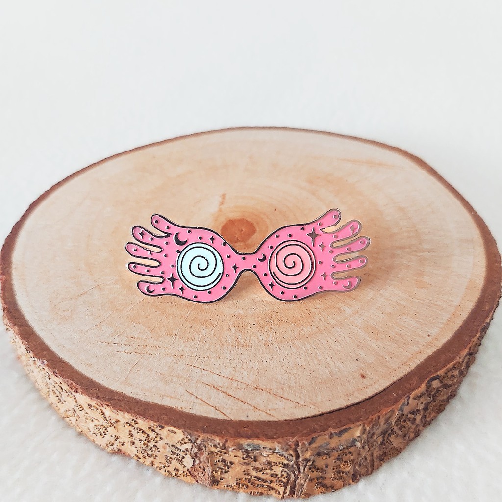 Jual Luna Lovegood Spectrespecs Enamel Pin | Shopee Indonesia