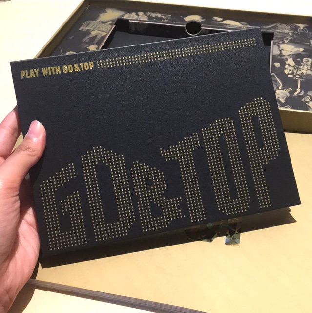 Jual PLAY WITH GD & TOP (DVD + PHOTOBOOK) *RARE! | Shopee