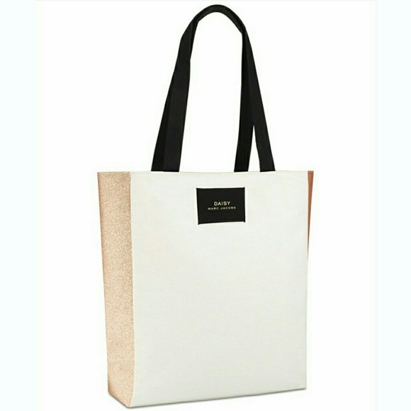 Marc jacobs hot sale daisy tote