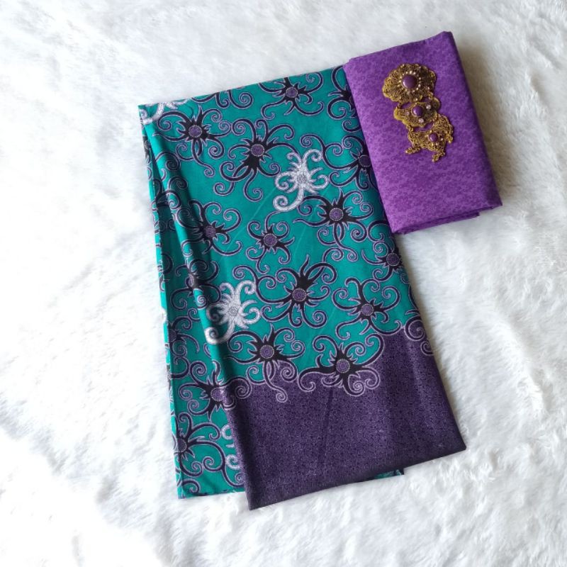 Jual Kain Batik Jarik Sogan Set Kebaya Brokat Embos | Shopee Indonesia
