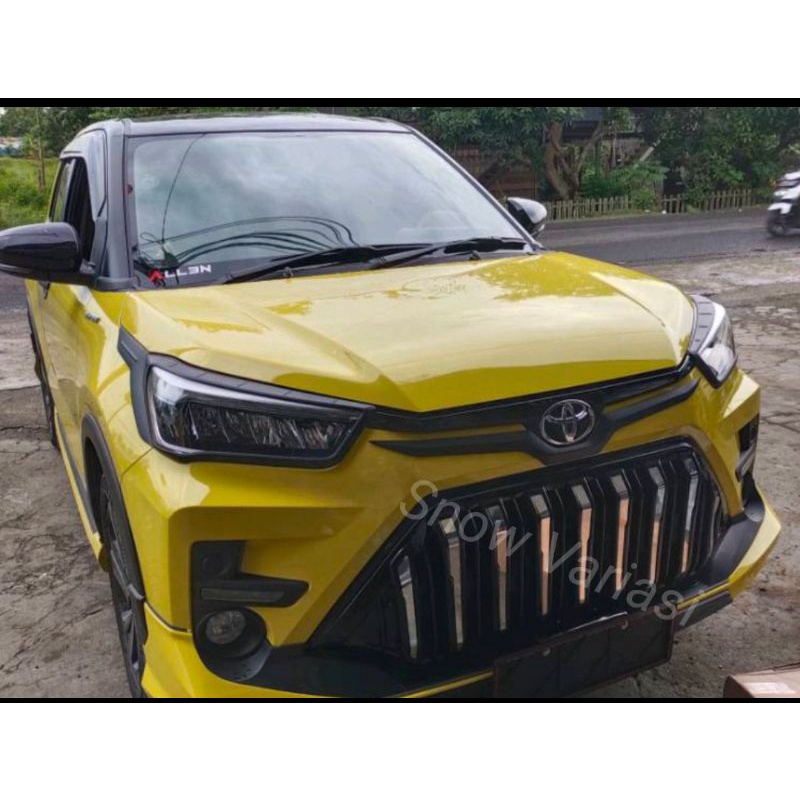 Jual Grill Depan Toyota Raize 2021 2023 2024 Prado List Chrome Merah ...