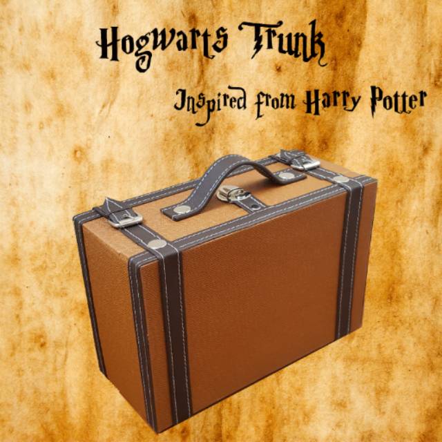 Jual Handcrafted By A - Hogwarts Trunk Inspired from HP | Shopee Indonesia