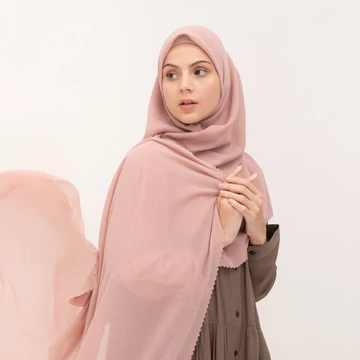 Luma Dawa Kara Scarf Syar'I (Hijab Syar’I 140 X 140 Cm) Lasercut Segi Empat Syar'I Umroh Haji