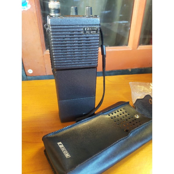 Jual HT JADUL ANTIK IC 2N LENGKAP SARUNG HT ICOM COCOK DI KOLEKSI HARGA ...